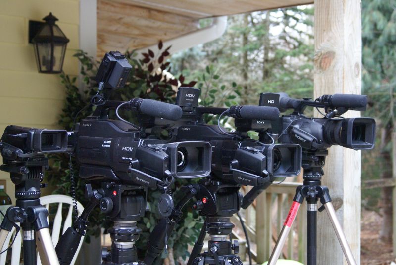 The firing squad, from left:  HDR-XR520V, HVR-HD1000, HXR-MC2000, HVR-Z5